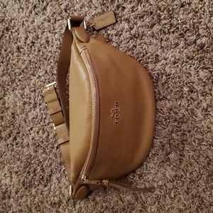 Coach Belt Bag Light Saddle